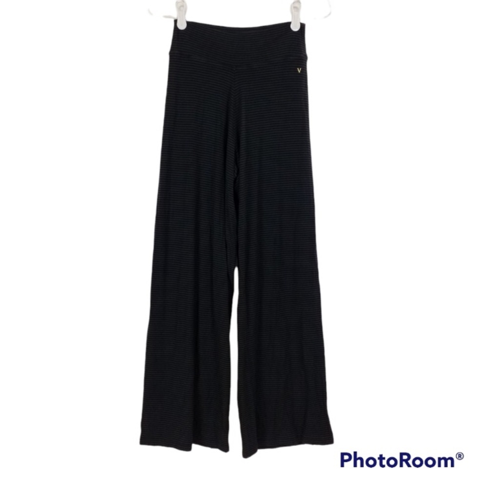 Victoria Secret lounge pants. (Maybe Heavenly line)